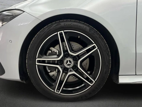 Mercedes-Benz CLA 220 d Coupé