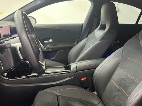 Mercedes-Benz CLA 220 d Coupé