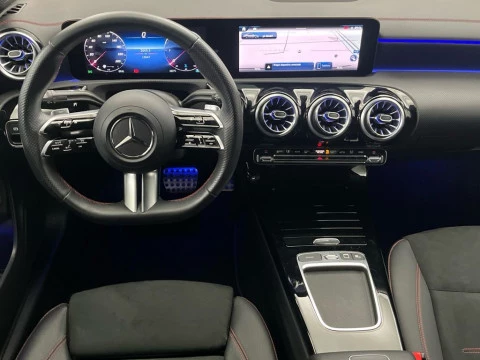 Mercedes-Benz CLA 220 d Coupé