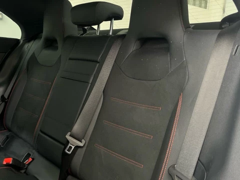 Mercedes-Benz CLA 220 d Coupé