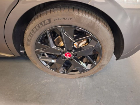 DS 4 E-TENSE 225 PERFORMANCE LINE +