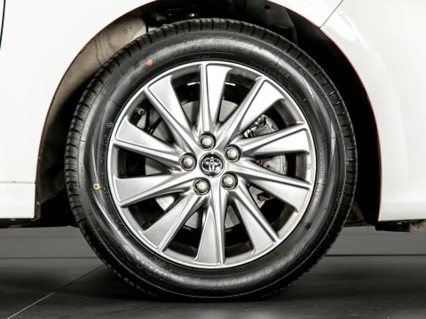 Toyota Yaris 1.5 120H Active Tech