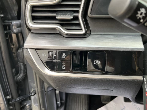 Kia Sportage 1.6 T-GDi MHEV 118kW (160CV) Drive 17