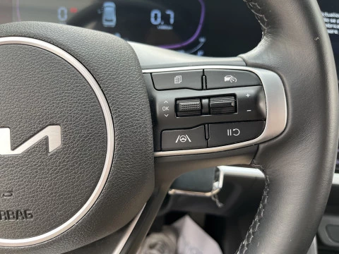 Kia Sportage 1.6 T-GDi MHEV 118kW (160CV) Drive 17