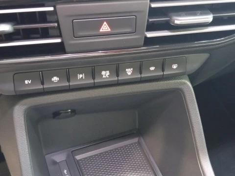 Ford Grand Tourneo Connect 1.5 Ecoboost PHEV Active Auto