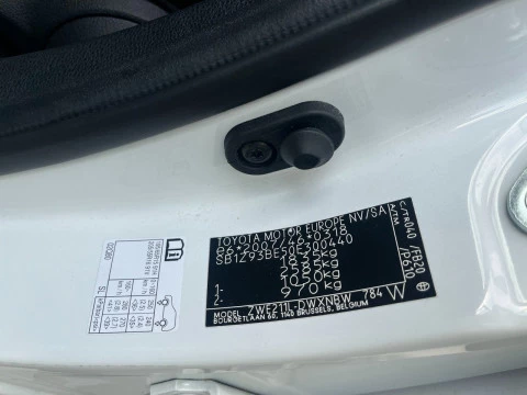Toyota Corolla 1.8 125H BUSINESS PLUS E-CVT TOU SPORT
