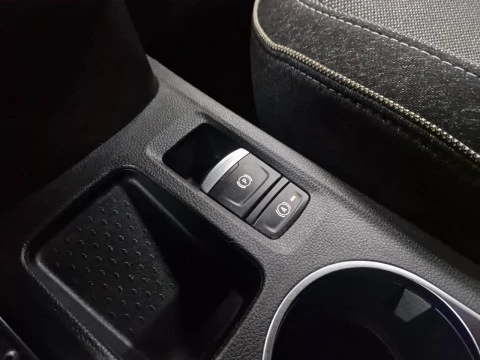 Renault Captur techno Eco-G 100cv (74 kW)