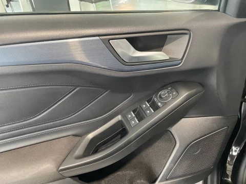 Ford Focus 1.0 Ecoboost MHEV 114kW Active