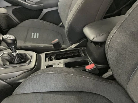 Ford Focus 1.0 Ecoboost MHEV 114kW Active