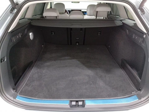 Volkswagen Passat Business 1.5 eTSI 110 kW (150 CV) DSG