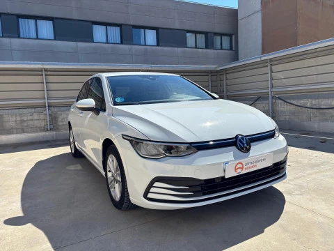 Volkswagen Golf LIFE 1.0 ETSI MHEV 110CV DSG 5P