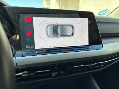 Volkswagen Golf LIFE 1.0 ETSI MHEV 110CV DSG 5P