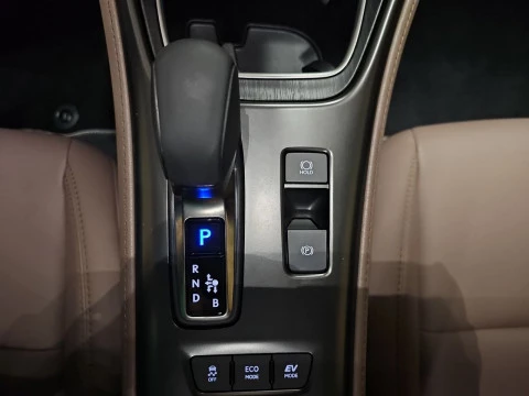 Lexus LBX 1.5 136cv HEV Elegant+