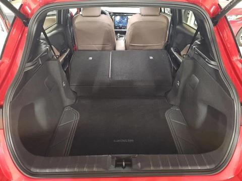 Lexus LBX 1.5 136cv HEV Elegant+