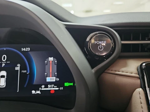 Lexus LBX 1.5 136cv HEV Elegant+