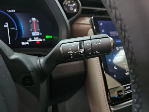 Lexus LBX 1.5 136cv HEV Elegant+