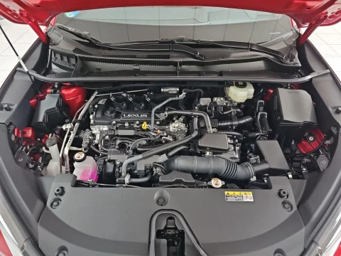 Lexus LBX 1.5 136cv HEV Elegant+