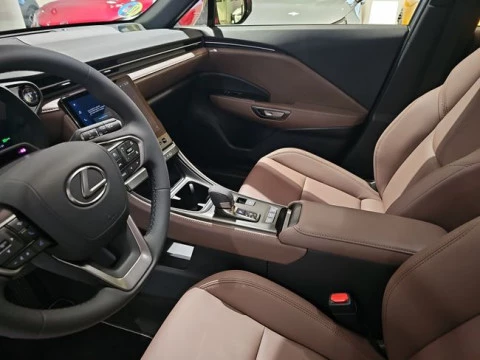 Lexus LBX 1.5 136cv HEV Elegant+