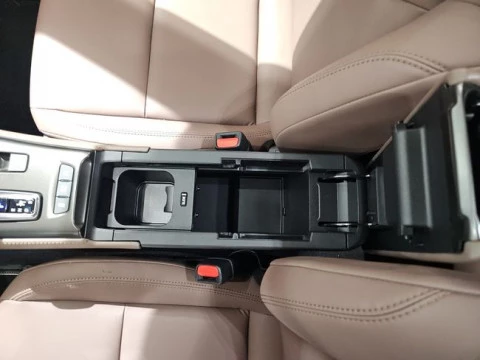 Lexus LBX 1.5 136cv HEV Elegant+