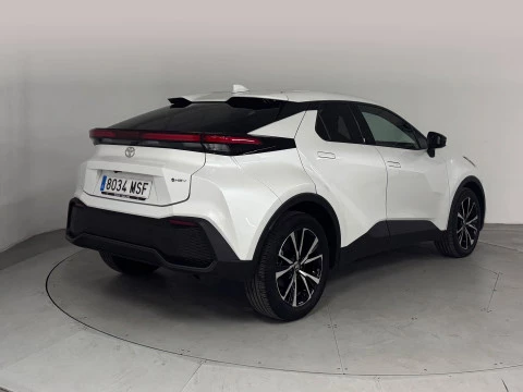 Toyota C-HR 1.8 140H Advance