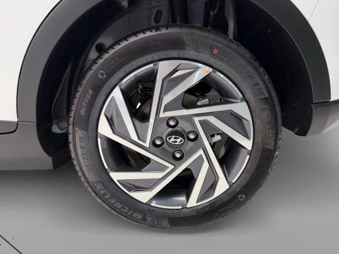 Hyundai Bayon 1.0 TGDI 74kW (100CV) 48V Maxx