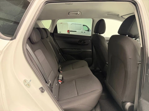 Hyundai Bayon 1.0 TGDI 74kW (100CV) 48V Maxx