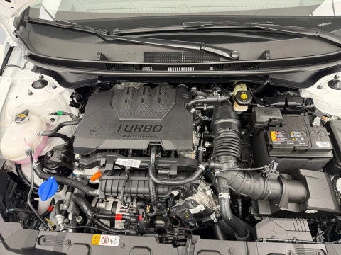 Hyundai Bayon 1.0 TGDI 74kW (100CV) 48V Maxx