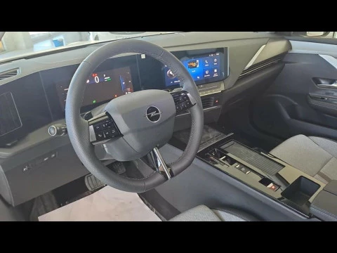 Opel Astra Elegance 1.6T 180 CV AT8