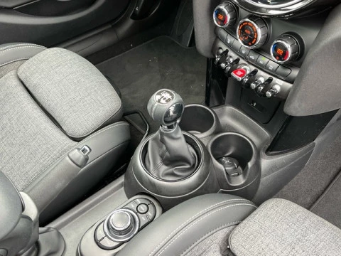 MINI Cabrio Cooper 100 kW (136 CV)