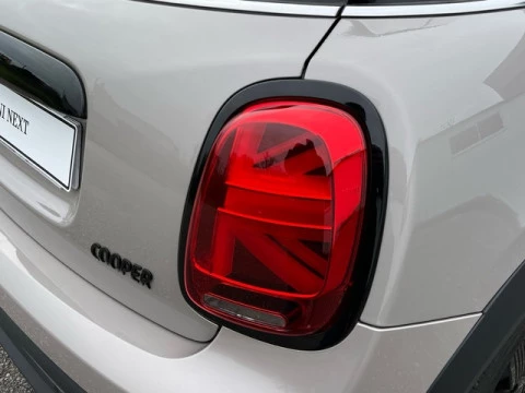 MINI Cabrio Cooper 100 kW (136 CV)