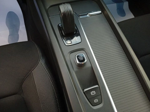 Volvo V60 2.0 B4 (D) Momentum Auto