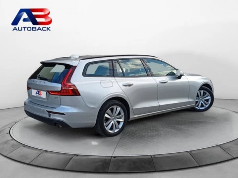 Volvo V60 2.0 B4 (D) Momentum Auto