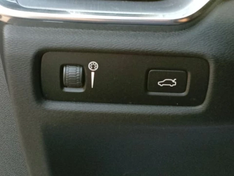 Volvo V60 2.0 B4 (D) Momentum Auto