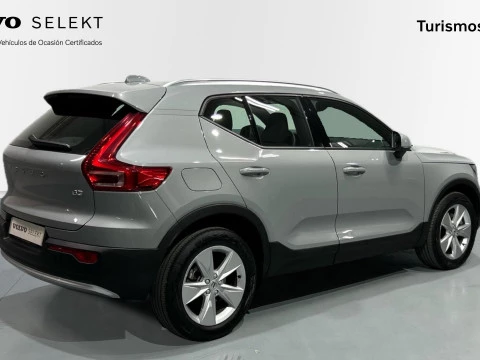 Volvo XC40 2.0 B3 CORE AUTO 197 5P