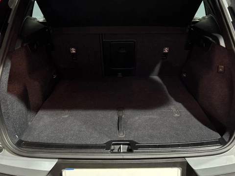 Volvo XC40 2.0 B3 CORE AUTO 197 5P