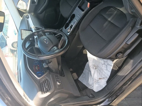 Ford Kuga Titanium 2.5 Duratec FHEV 140kW Auto