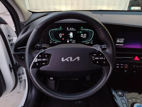Kia Niro 1.6 GDi HEV 104kW (141CV) Drive
