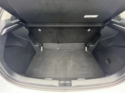 Toyota Yaris 1.5 120H Business Plus