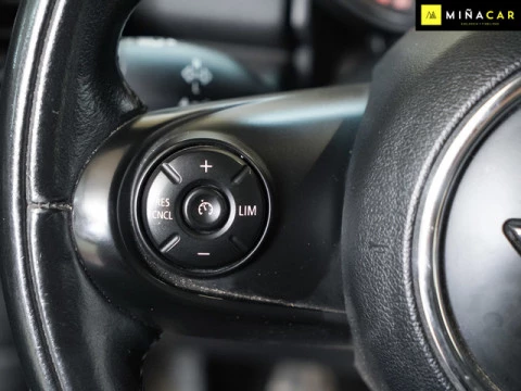 MINI Cabrio One D 70 kW (95 CV)