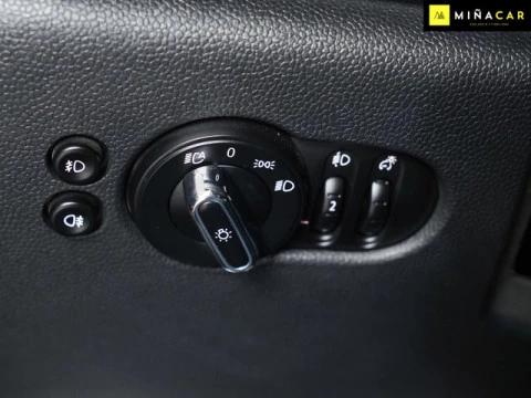 MINI Cabrio One D 70 kW (95 CV)