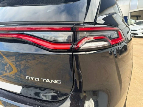 BYD TANG Flagship