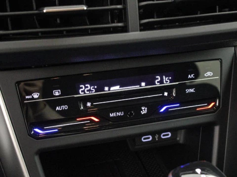 Volkswagen Polo 1.0 TSI 70KW DSG MAS 95 5P