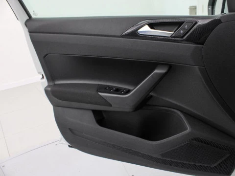 Volkswagen Polo 1.0 TSI 70KW DSG MAS 95 5P