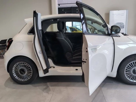 Fiat 500 Monotrim 3+1 320km 85kW (118CV)