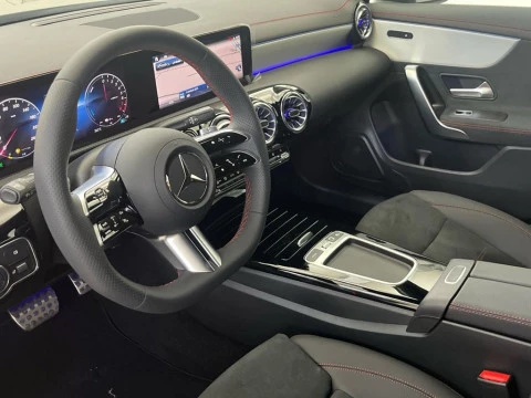 Mercedes-Benz CLA 250 e