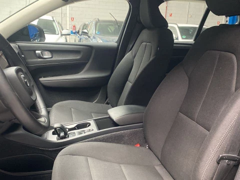 Volvo XC40 1.5 T2 MOMENTUM CORE AUTO 5P
