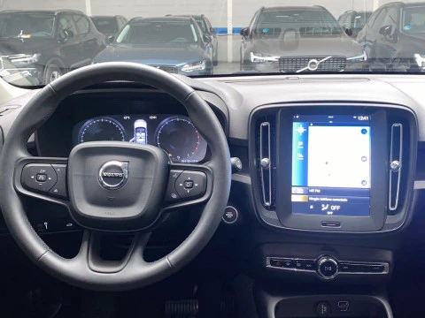 Volvo XC40 1.5 T2 MOMENTUM CORE AUTO 5P