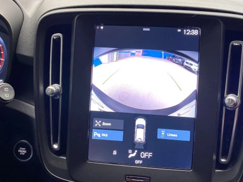 Volvo XC40 1.5 T2 MOMENTUM CORE AUTO 5P