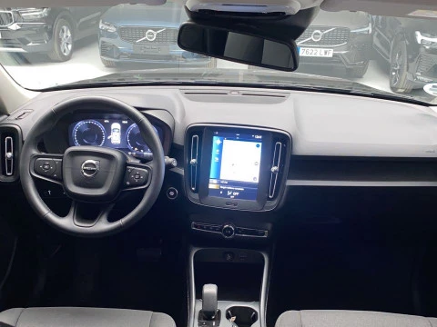 Volvo XC40 1.5 T2 MOMENTUM CORE AUTO 5P
