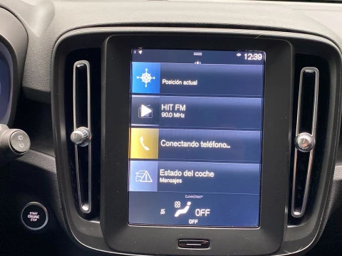 Volvo XC40 1.5 T2 MOMENTUM CORE AUTO 5P